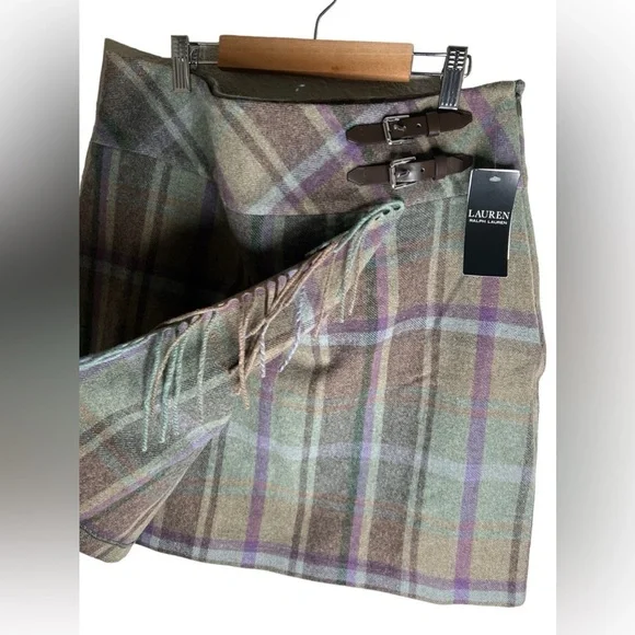 Lauren Ralph Lauren Women’s Plaid Fringe Trim Tweed Mini Skirt - Picture 9 of 16